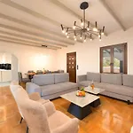Stafa Privater Pool By Interhome Будинок відпочинку