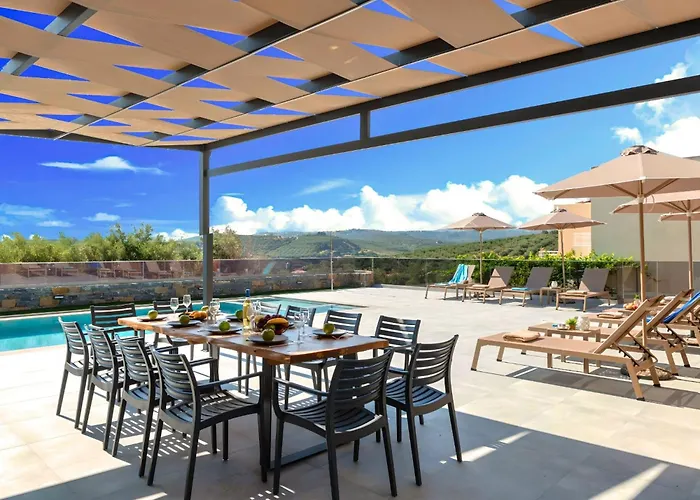 Stafa Privater Pool By Interhome * La Canée